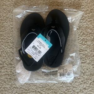 Reef NWT size 9-10 toddler sandals little rover